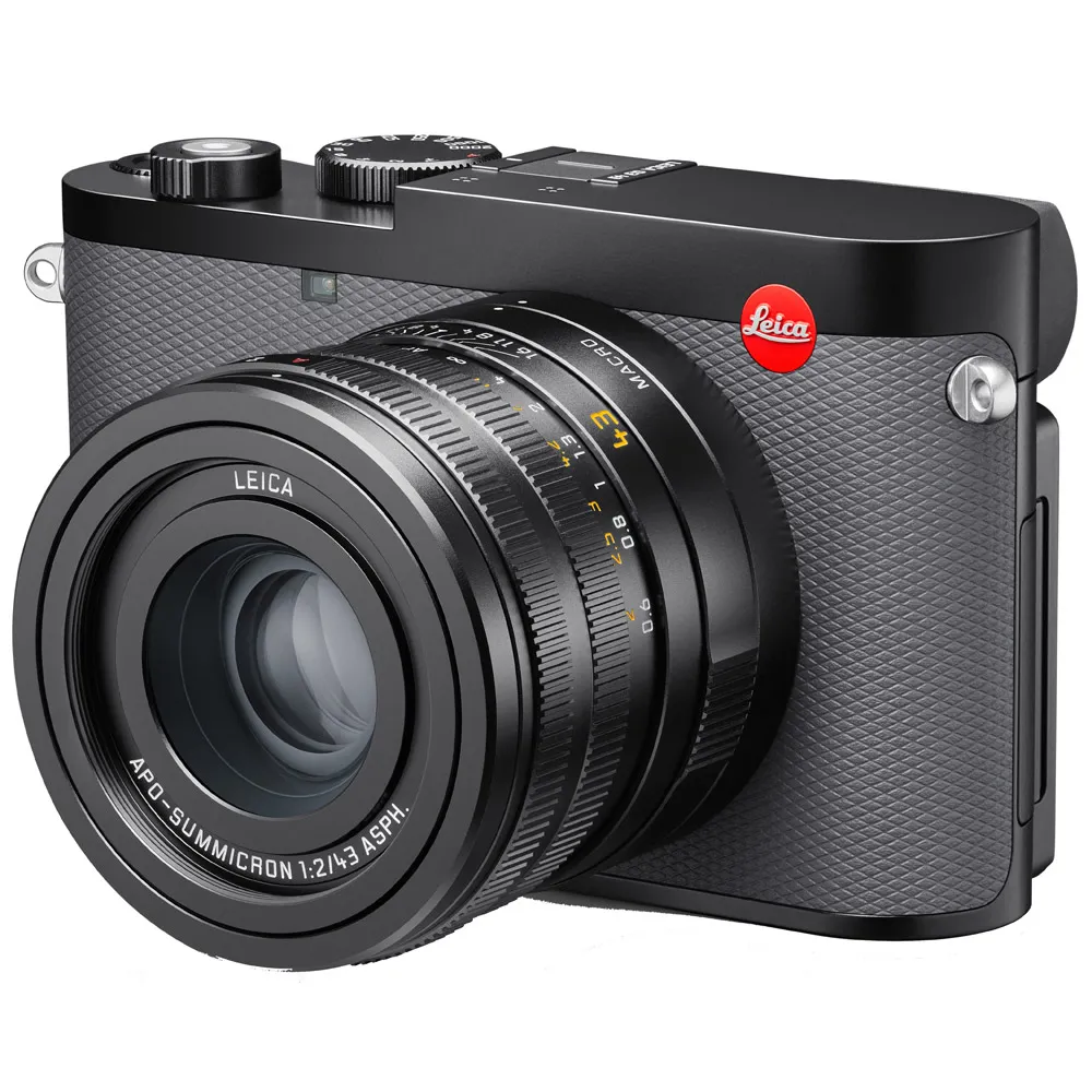 
                                                            Leica Q3